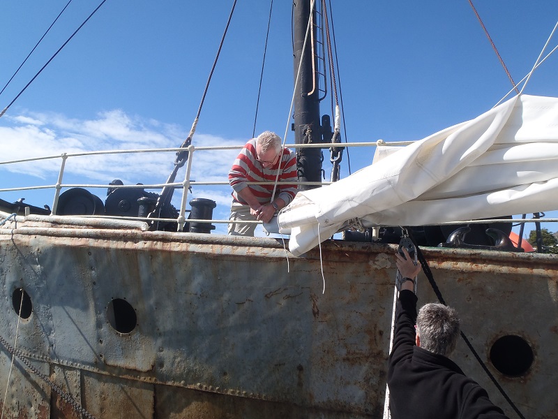 Tiddo werkt aan de schijven